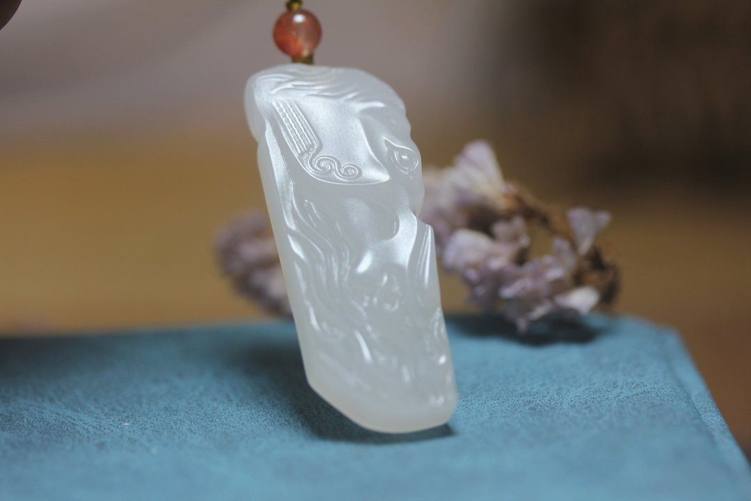 【马到成功】新疆三彩玉白玉 生肖  挂件吊饰吊坠项链玉雕 - 项链 - 玉石 白色