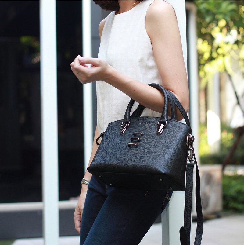 MIDNIGHT BLACK STRUCTURED HANDBAG - 手提包/手提袋 - 真皮 黑色