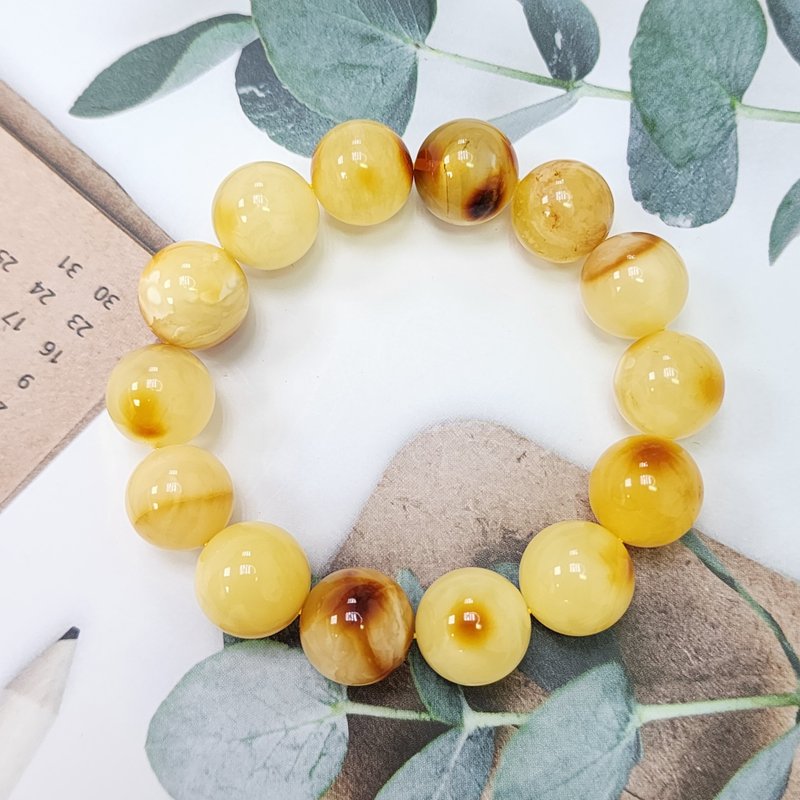 腾彪琥珀 天然沁色飘花蜜蜡 素面圆珠手链 色层缤纷 附公司保证卡 - 手链/手环 - 半宝石 黄色