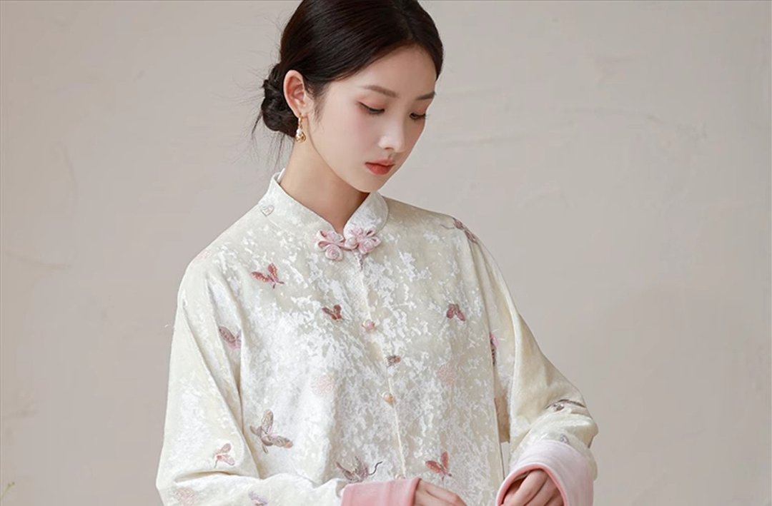 云镜蝶 新中式中国风 精美刺绣撞色袖口丝绒 外套/半裙 - 裙子 - 其他材质 白色