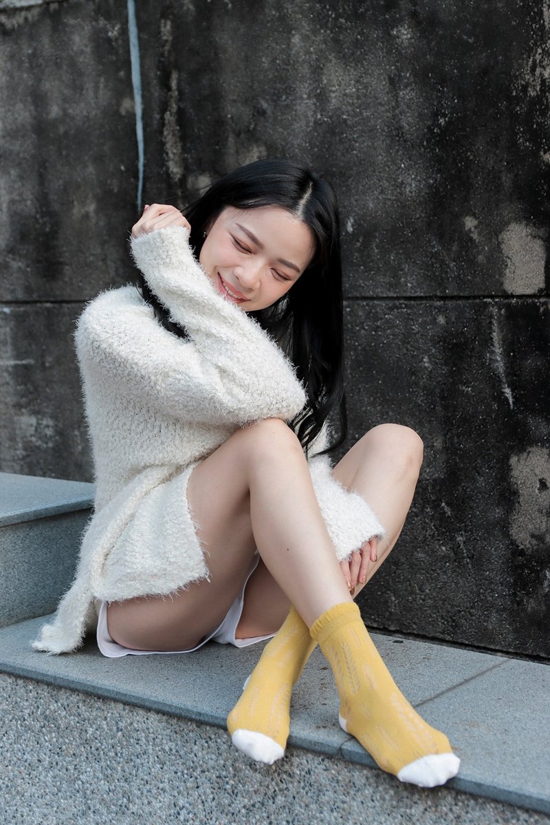 Unni秘密花园推推袜-棉袜 中筒袜 袜子 鞋履袜品 sock 女袜 靴下 - 袜子 - 棉．麻 橘色