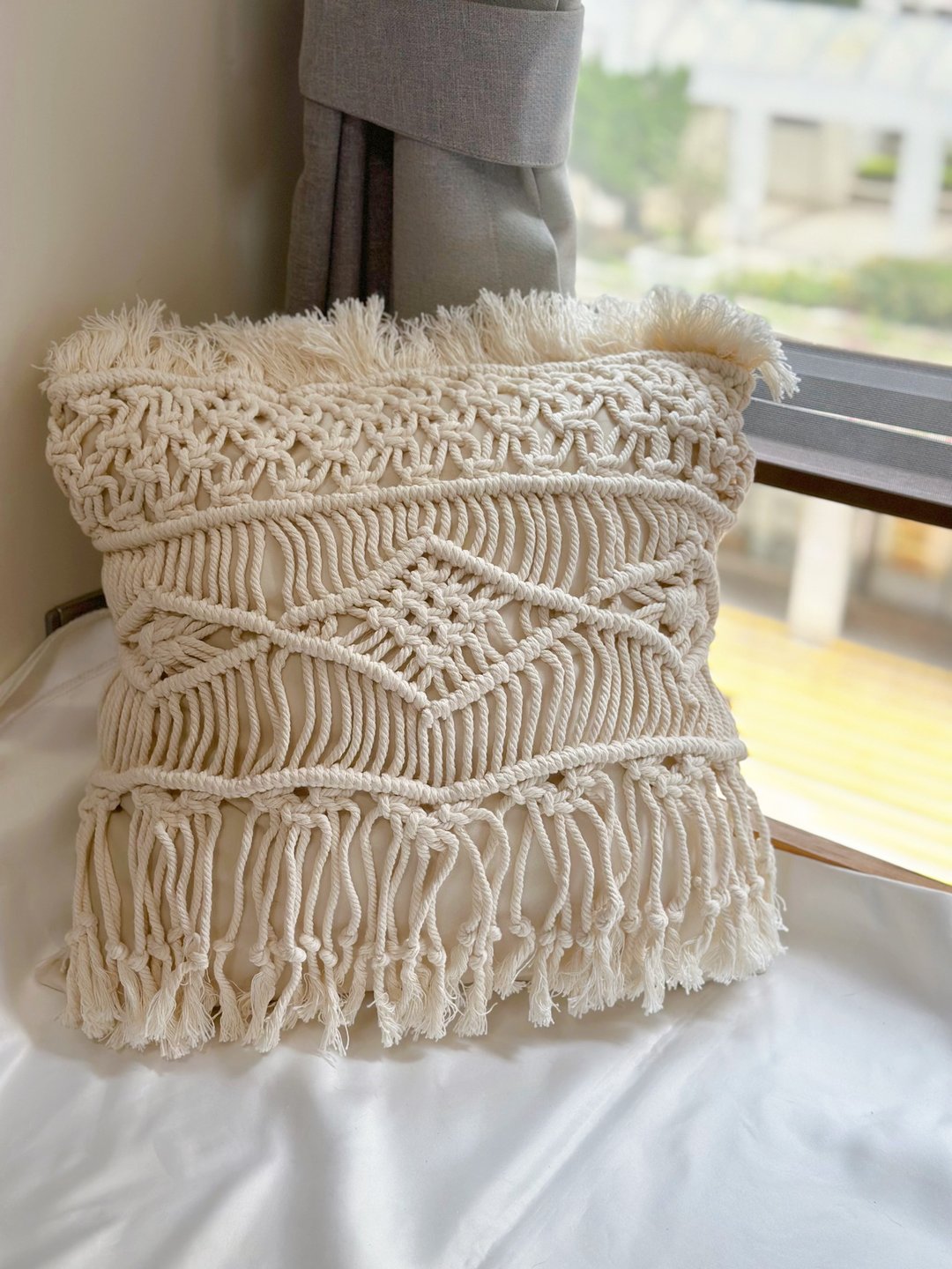 macrame 法式编织 咕𠱸 / 抱枕套  *现货特卖* - 枕头/抱枕 - 棉 白色