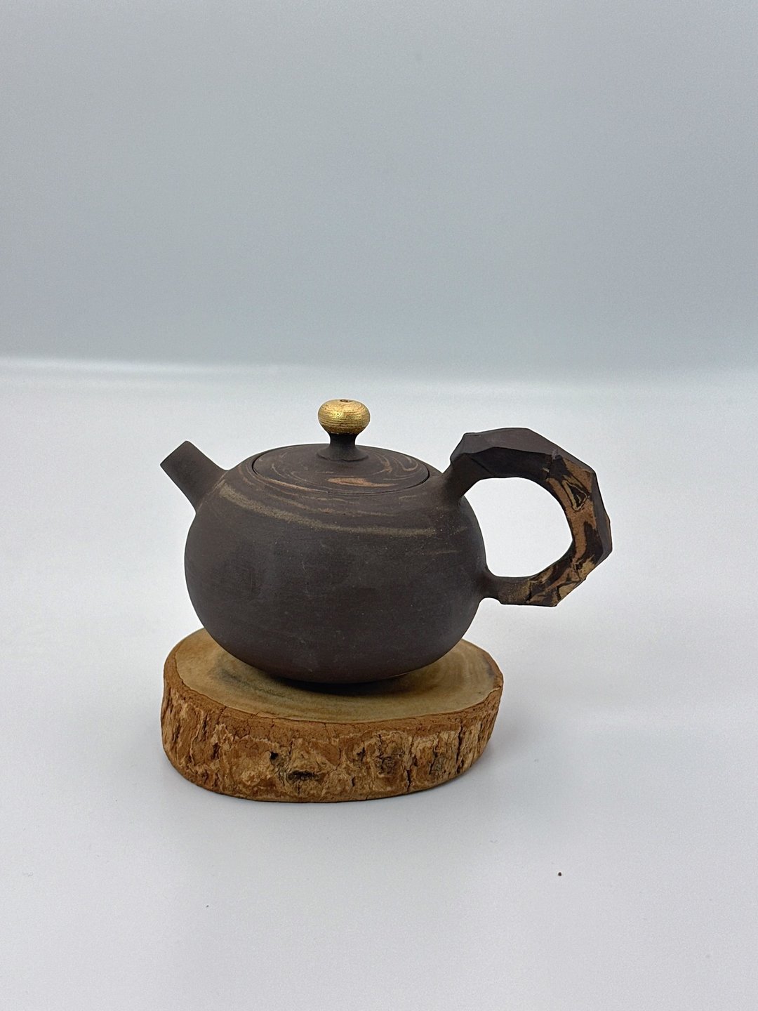 紫泥绞泥壶-内草木灰釉-余华宇老师-手工制作-约150 cc - 茶具/茶杯 - 陶 