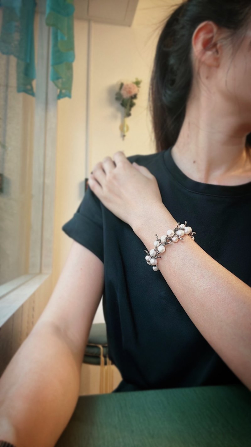 Meppy 浮雕北欧珍珠花园 - 手链/手环 - 珍珠 白色