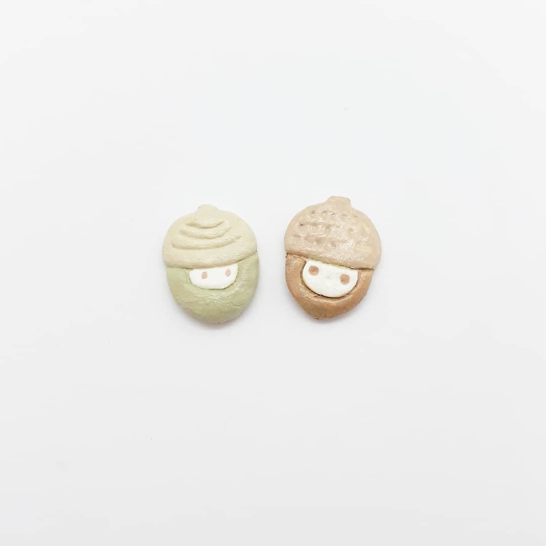 橡果籽 手工饰品 - 耳环/耳夹 - 陶 咖啡色