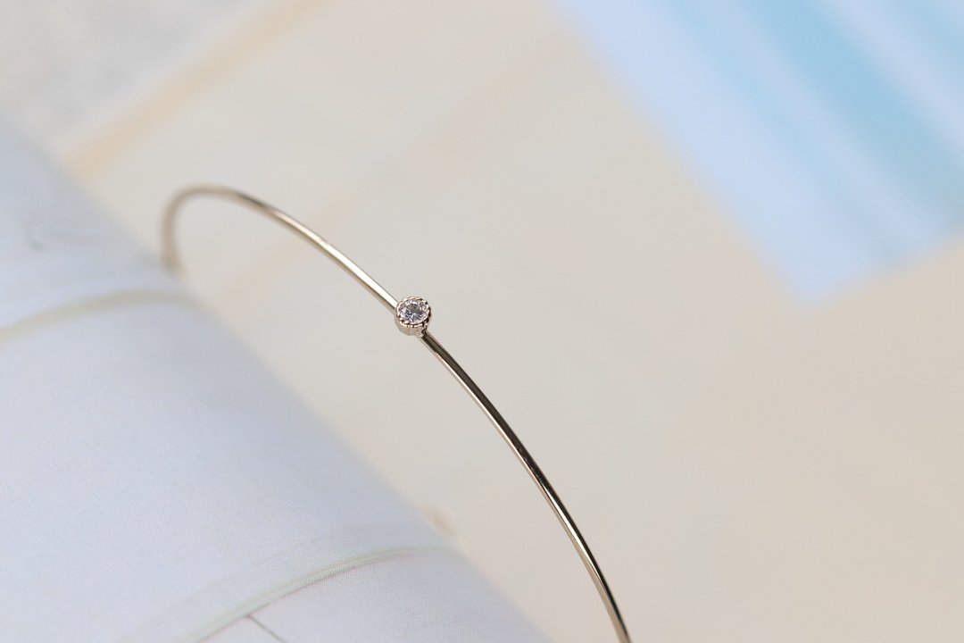 14K  钻石弹性手环 (0.03 ct) 洗澡免摘 流汗碰水不褪色 - 手链/手环 - 贵金属 金色