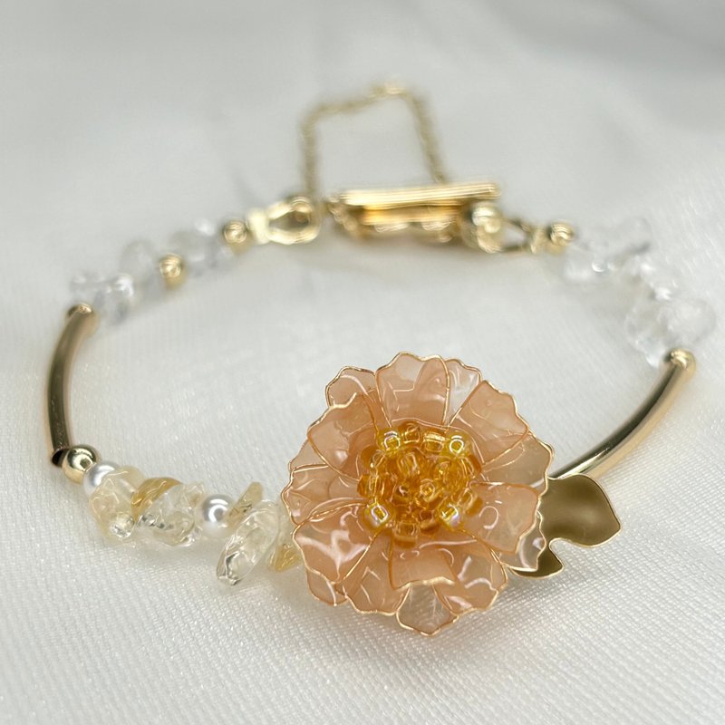 【橘色野菊x黄水晶-水晶花手链】11月生日花生日石 花言日和 - 耳环/耳夹 - 树脂 