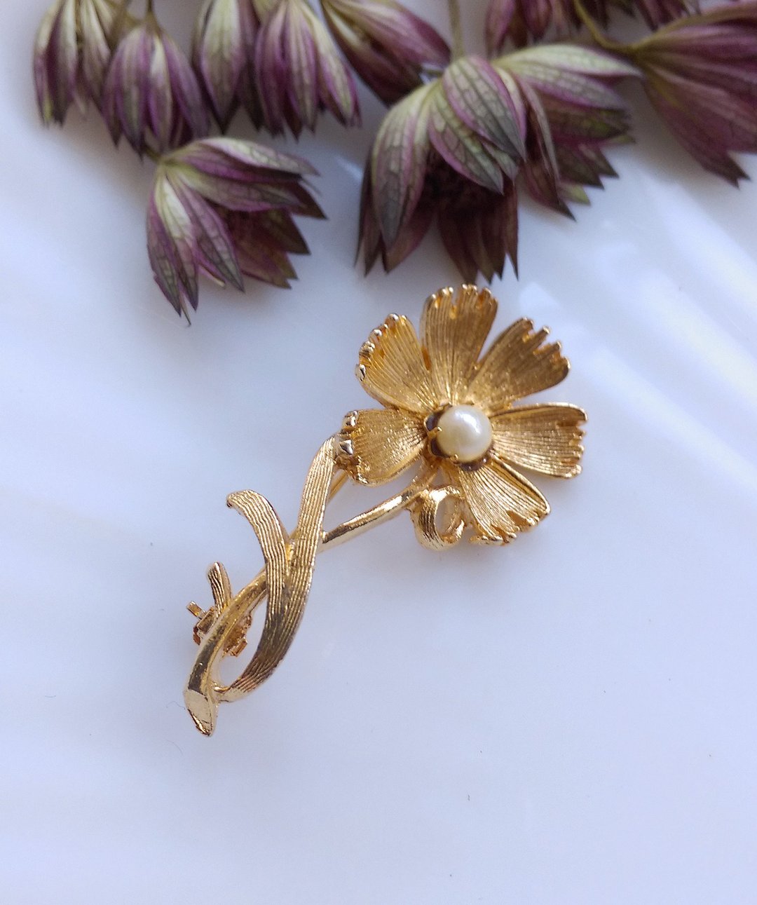 西洋古董饰品。金色 珍珠 花卉 小花 别针 - 徽章/别针 - 其他金属 金色