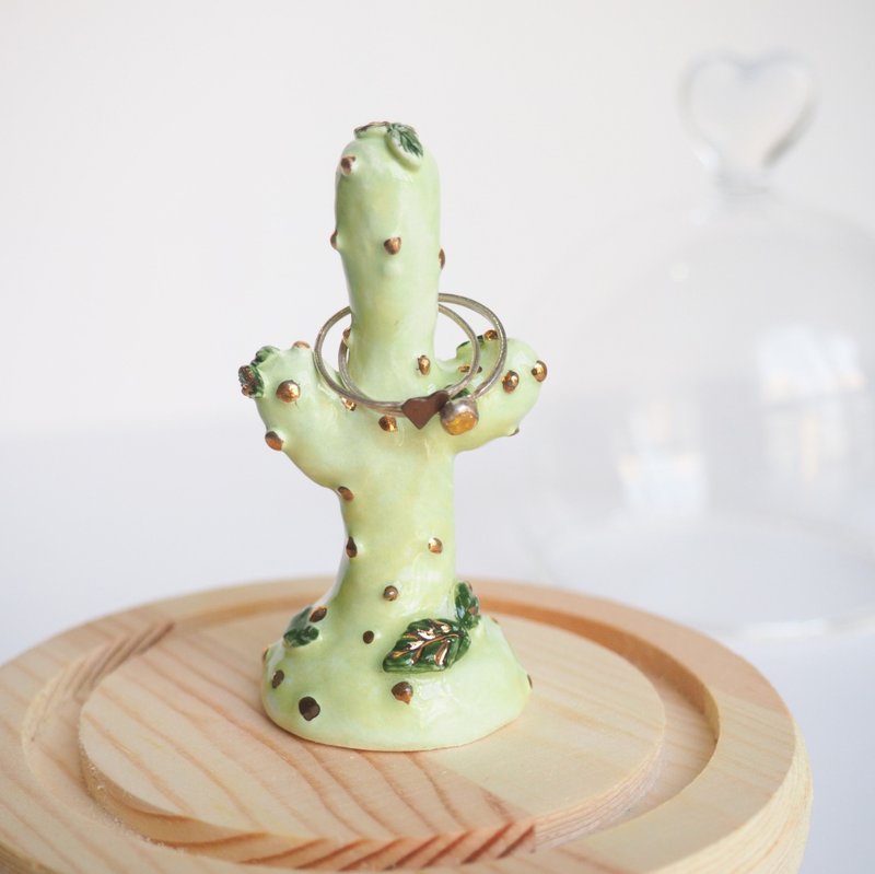 嫩嫩仙人掌多肉植物白瓷戒指座 - 戒指 - 瓷 绿色