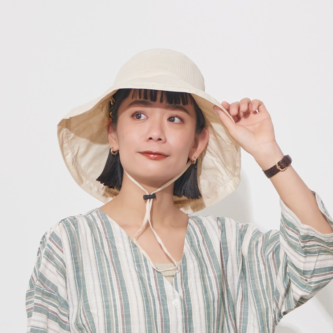 COOL 凉感抗UV透气网眼附防风绳宽檐遮阳帽 - 帽子 - 棉 卡其色