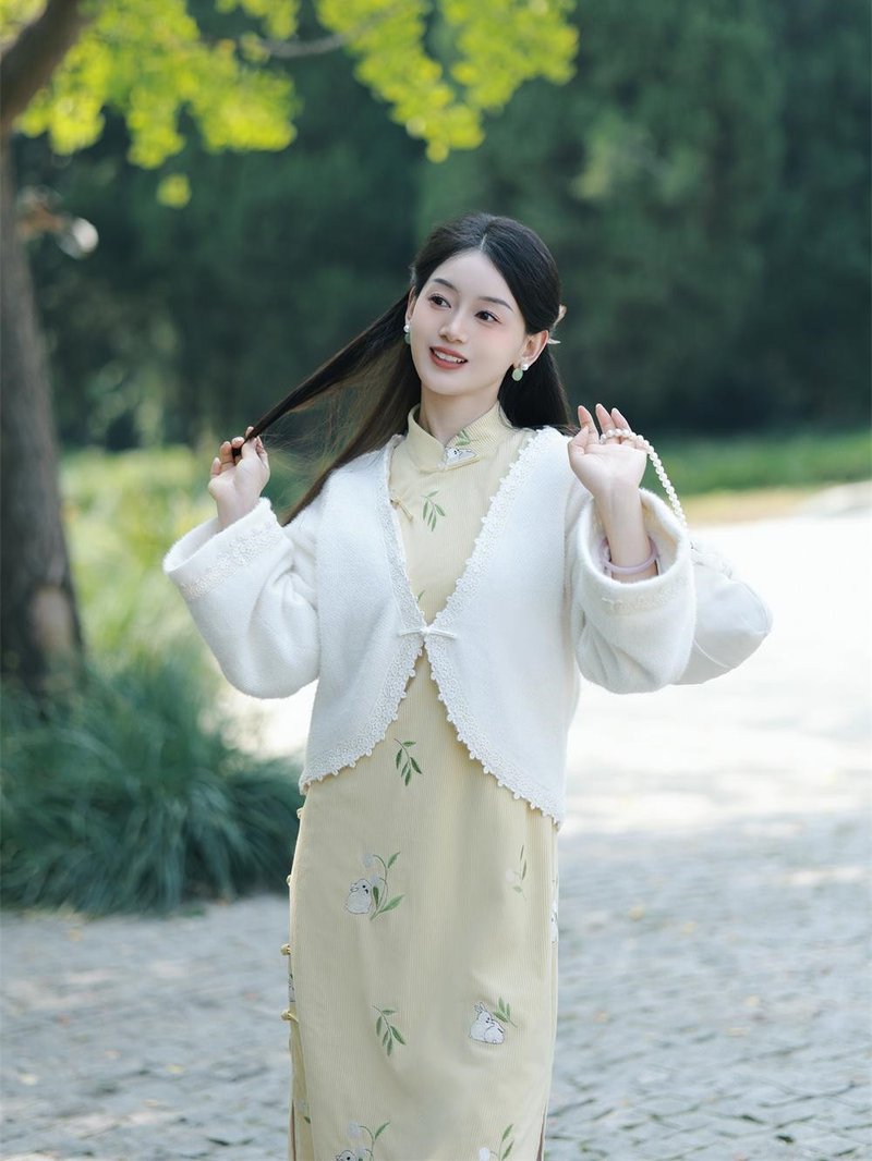 粉/白 花朵蕾絲針織披肩 復古百搭喇叭袖旗袍開衫外套 - 女装休闲/机能外套 - 聚酯纤维 白色
