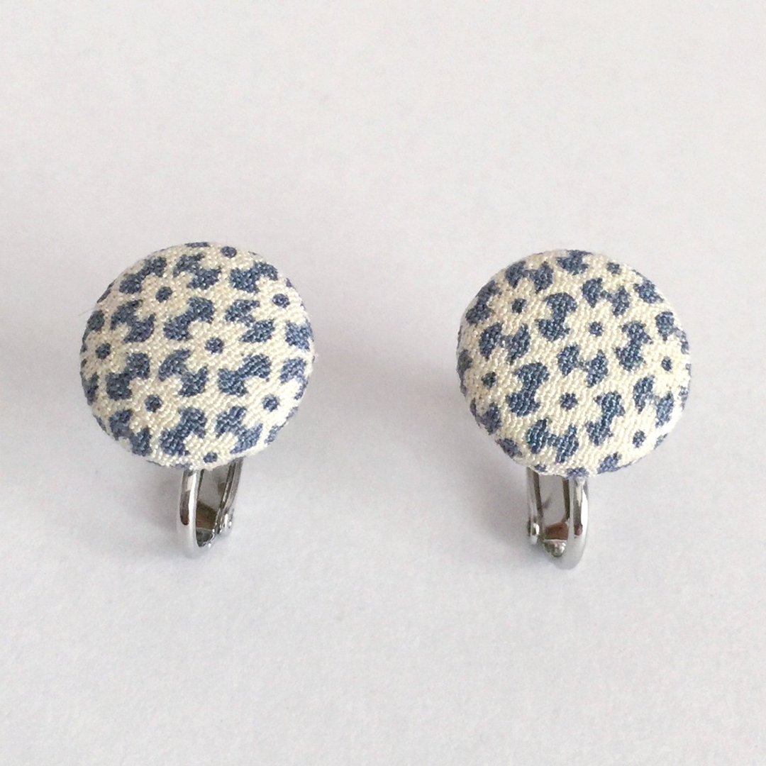Clip-on earrings with Japanese Traditional Pattern, Kimono - 耳环/耳夹 - 棉 蓝色