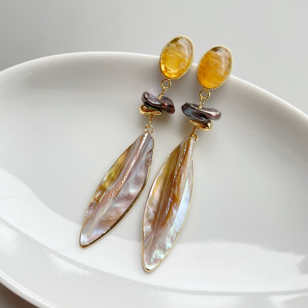 Honey orange shell earrings earrings / Clip-On - 耳环/耳夹 - 贝壳 橘色