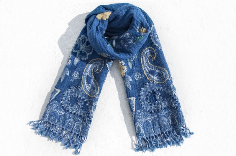 喀什米尔Cashmere Pashmina克什米尔 保暖披肩 针织 刺绣羊毛披肩 针织围巾 刺绣围巾 羊绒披巾 圣诞-花 - 围巾/披肩 - 羊毛 多色