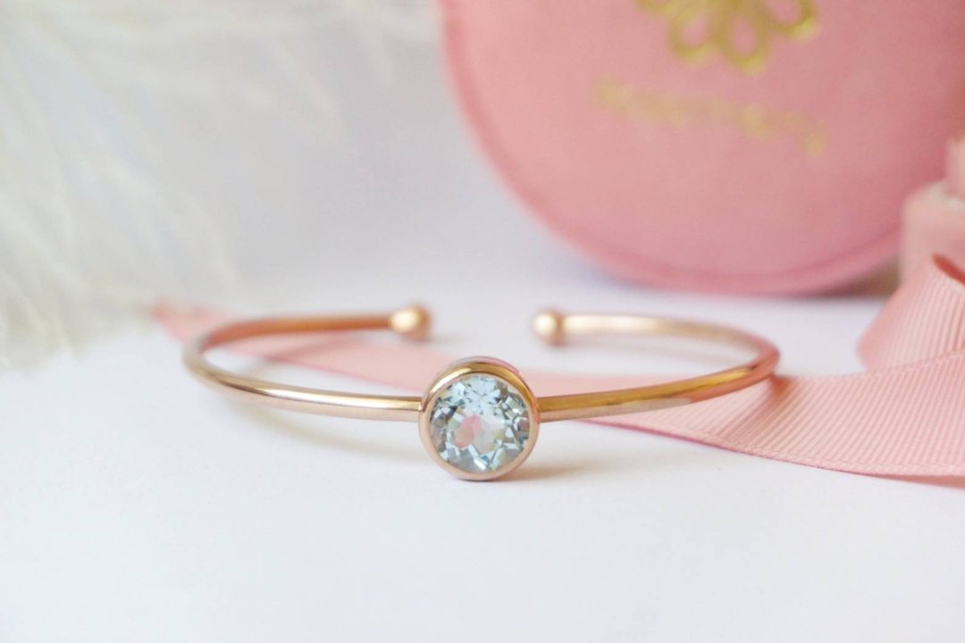 Off-season sale Natural Topaz Bracelet Silver925 with Rosegold Plated. - 手链/手环 - 纯银 蓝色
