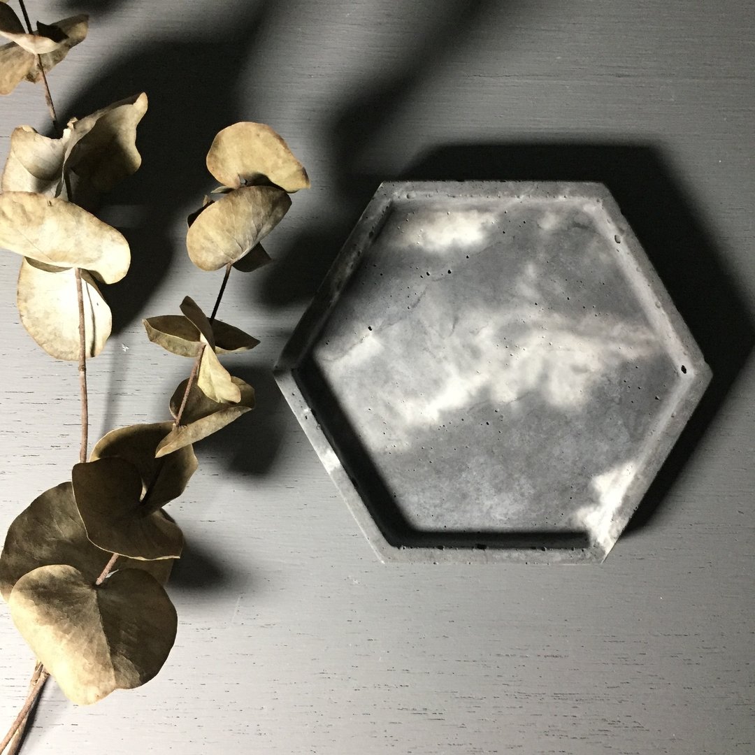 雷暴 - 水泥六角形置物碟 - 收纳用品 - 水泥 灰色