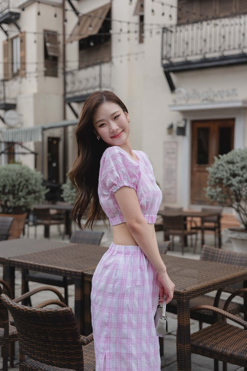 BIRUCHU PINK SCOTTO SET : 套装 上衣+裙子 不需熨烫 粉色短版上衣长裙 - 洋装/连衣裙 - 其他材质 粉红色