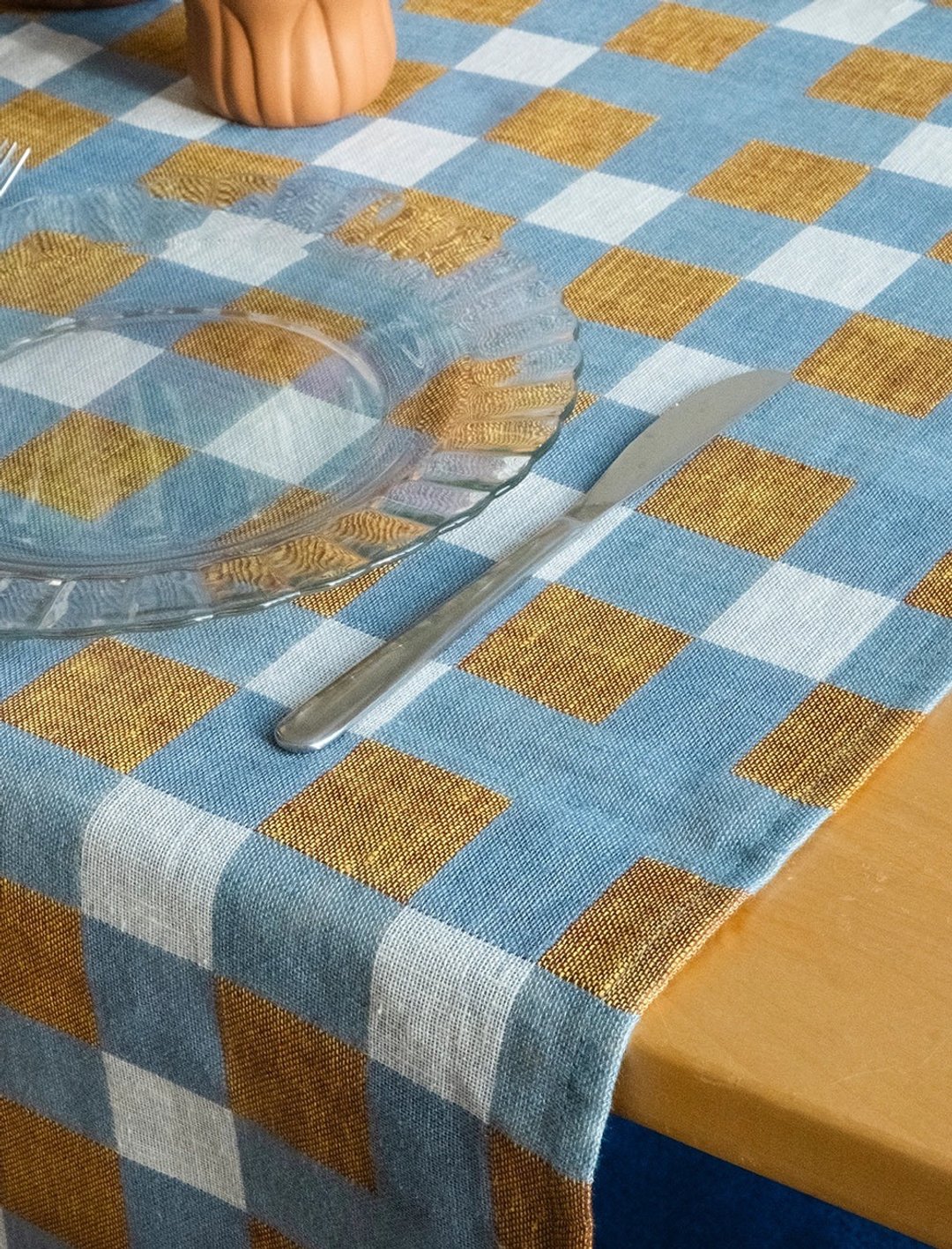 北欧设计–格子桌旗, RUTIG  TABLE RUNNER, OAT 格纹 - 餐垫/桌巾 - 亚麻 多色