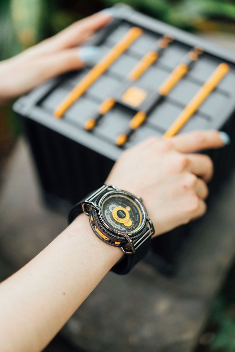 DONHA FRIDAY NIGHT 创生 原创小众轻奢手表 - 男表/中性表 - 其他金属 