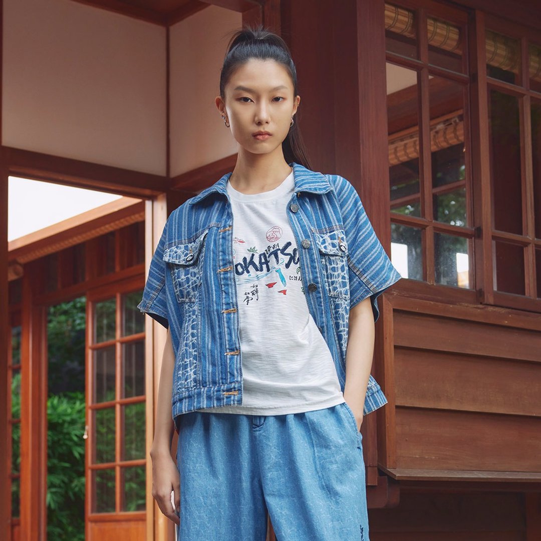 江户胜 日系 女装 宽版落肩牛仔背心(漂浅蓝) #上衣#背心 - 女装背心 - 棉 蓝色