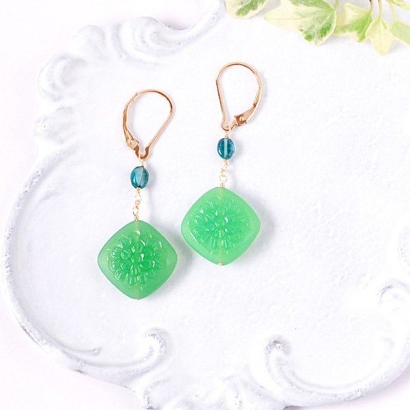 14kgf/ cameo carving apple green onyx x blue green tourmaline lever hook earrings - 耳环/耳夹 - 宝石 