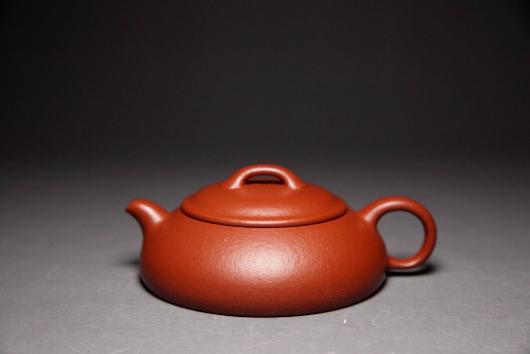 【无尘】龙山堂 传统手工 黄龙山朱泥大红袍 130cc - 茶具/茶杯 - 陶 咖啡色