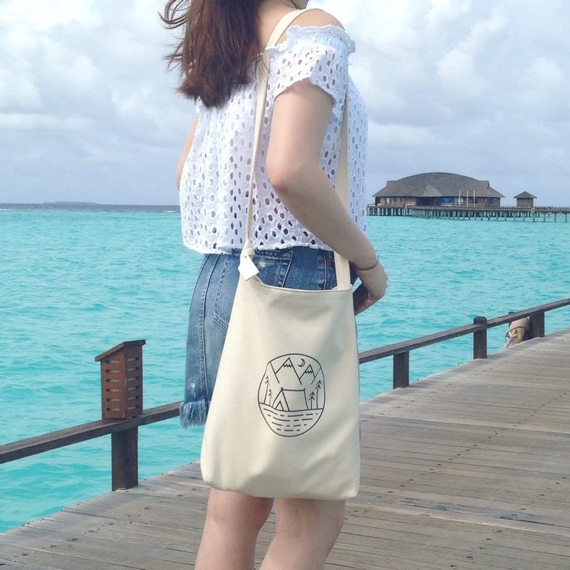 The Dreamer's Bag 斜背帆布包 森林露营 - 侧背包/斜挎包 - 棉．麻 多色