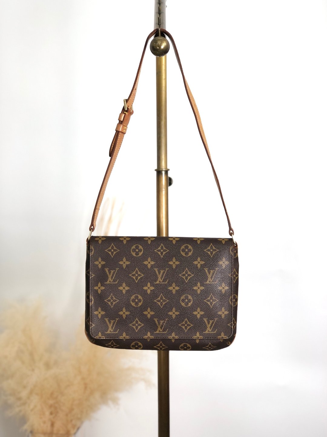 【 日本直送 名牌中古包 】LOUIS VUITTON 路易威登 Monogram 侧背包 棕色 PVC 皮革 Musette Tango hhd3ec - 侧背包/斜挎包 - 防水材质 咖啡色