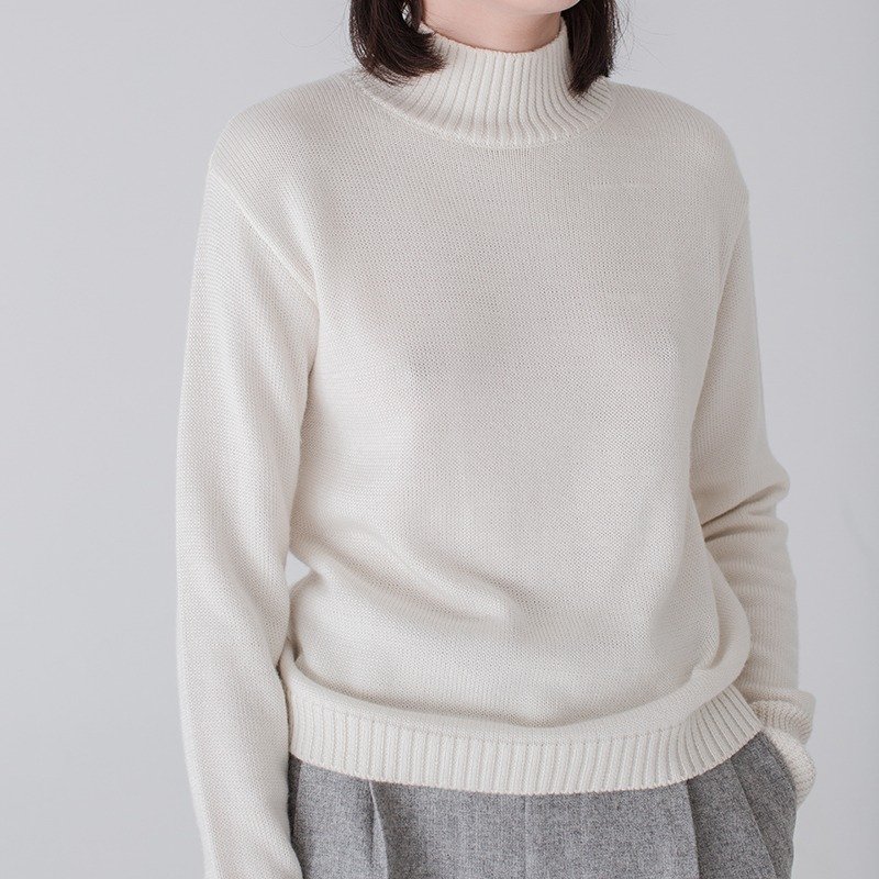 米白 复古遮肉小高领羊毛毛衣 秋冬修身保暖打底衫 五色可选 好啦你们叫内搭衫我已经get了！颤抖吧选择恐惧症 我也帮不了你们啦~ | 番塔塔vitatha独立设计女装品牌 - 女装针织衫/毛衣 - 羊毛 白色