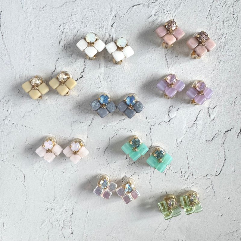 ajisai - 耳环/耳夹 - 玻璃 多色