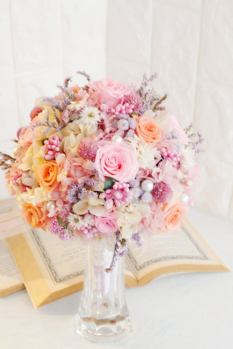 *幸福花神* 温暖粉嫩不凋花新娘捧花 /永生花/不凋花/干燥花/婚礼/Wedding Bouquet~ ** 麻烦先询问在下标付款 ** - 植栽/盆栽 - 植物．花 多色