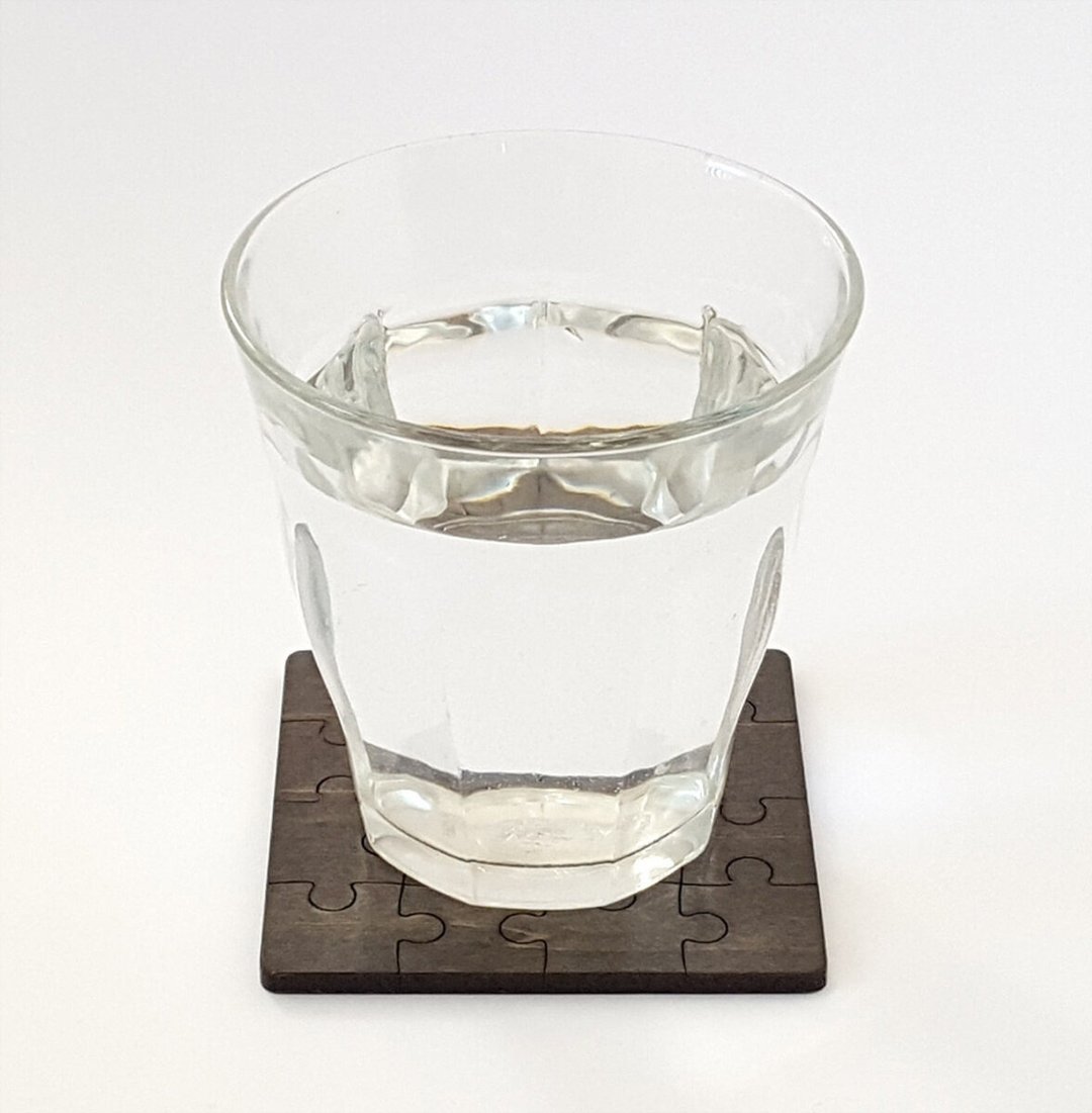 Set of 2 puzzle wooden coasters black - 杯垫 - 木头 黑色