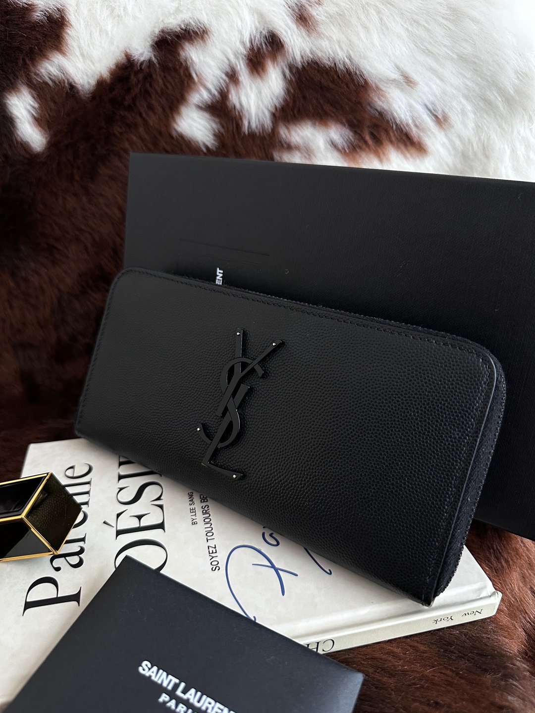 中古品 Saint Laurent 圣罗兰 全黑 YSL Logo 长银包 - 皮夹/钱包 - 真皮 黑色