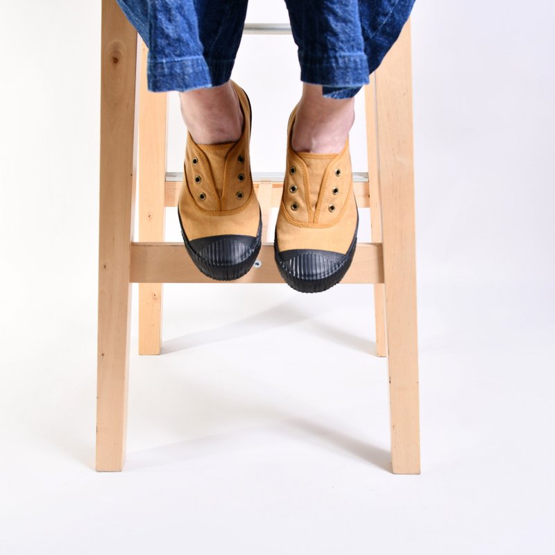 休闲鞋-FREE+ 啤酒黄 - 女款休闲鞋 - 棉．麻 黄色