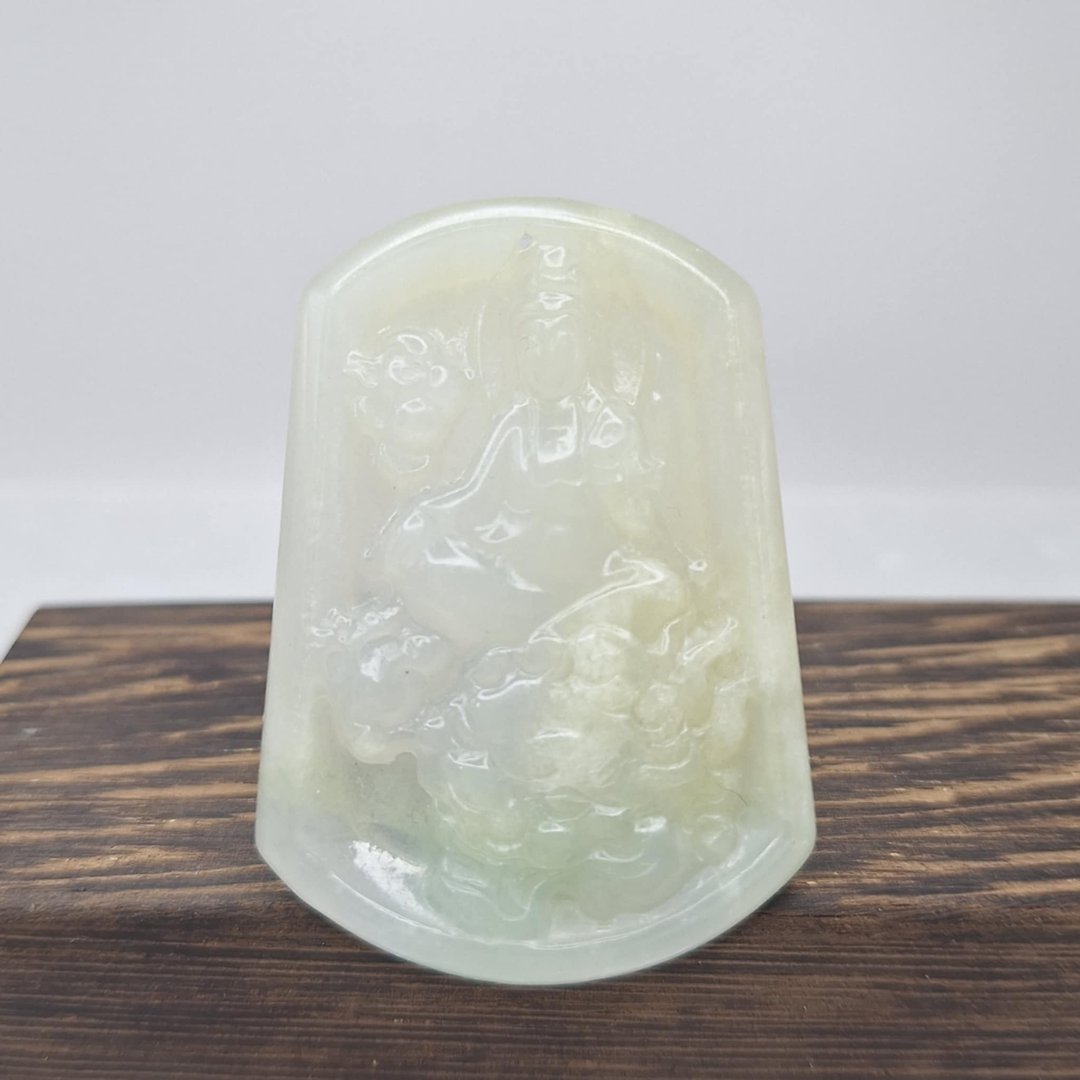 冰胶雪梨黄 文殊菩萨吊坠 生肖兔守护神 | 天然缅甸玉A货翡翠 - 项链 - 玉石 
