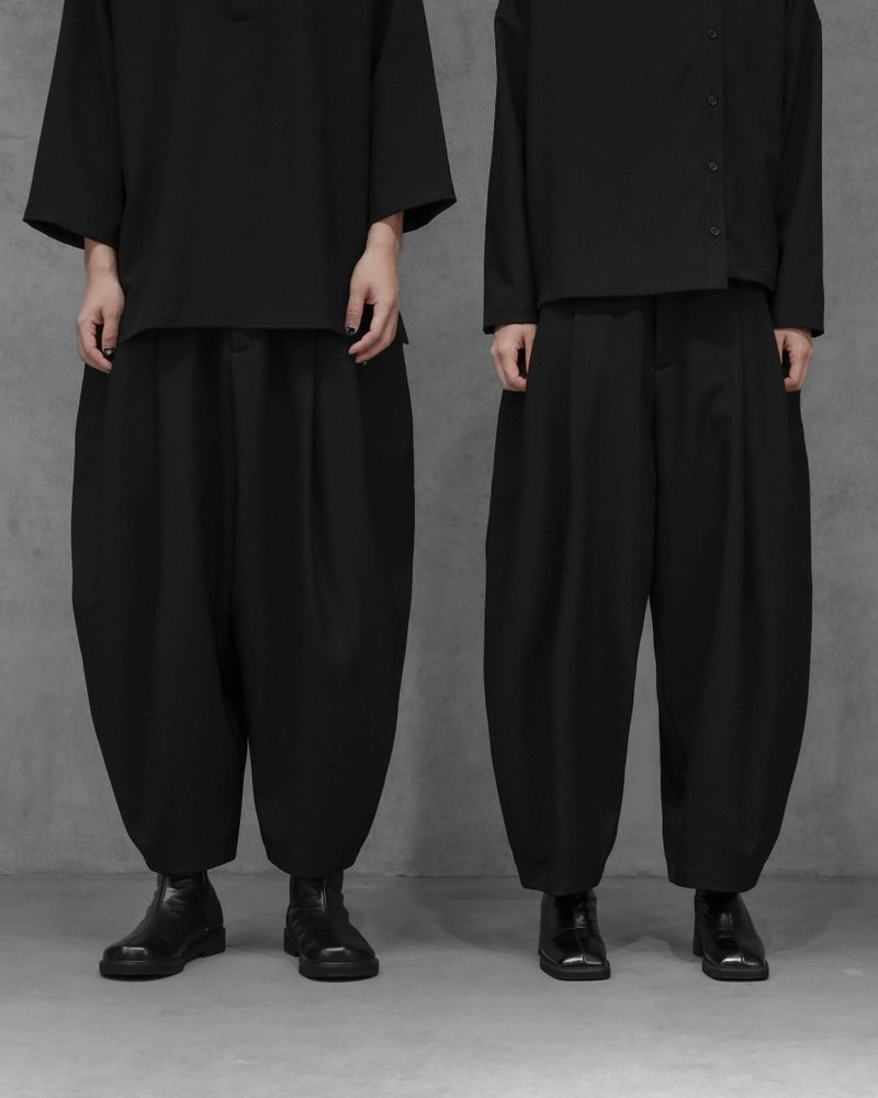 MUKK DESIGN 垂坠感锥形裤 - 中性裤装 - 聚酯纤维 黑色