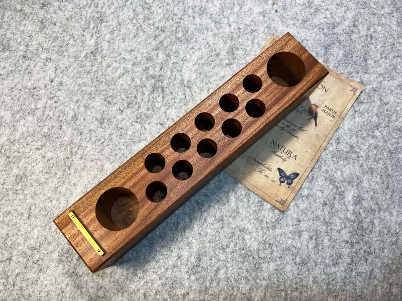 岩选 - 多层色笔座3号 - 大款12孔 (柚木.桃花心木.桧木) - 笔筒/笔座 - 木头 咖啡色