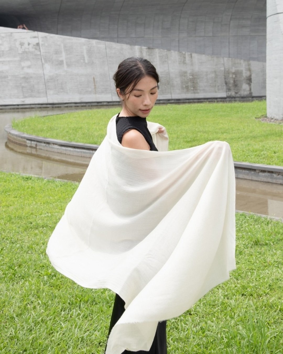 【保暖道具】喀什米尔 Cashmere 羊毛围巾 - 白 - 围巾/披肩 - 羊毛 灰色