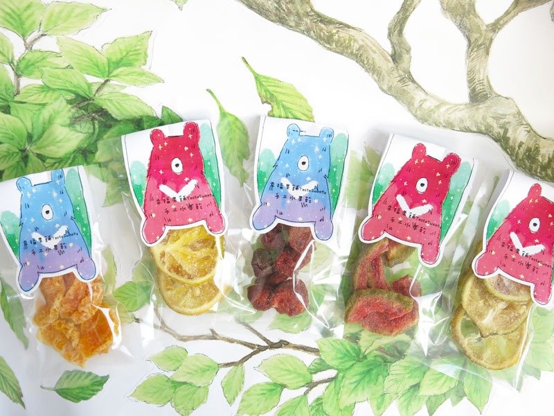 幸福果铺-圣诞节版熊果干小巧包 - 水果干 - 新鲜食材 粉红色