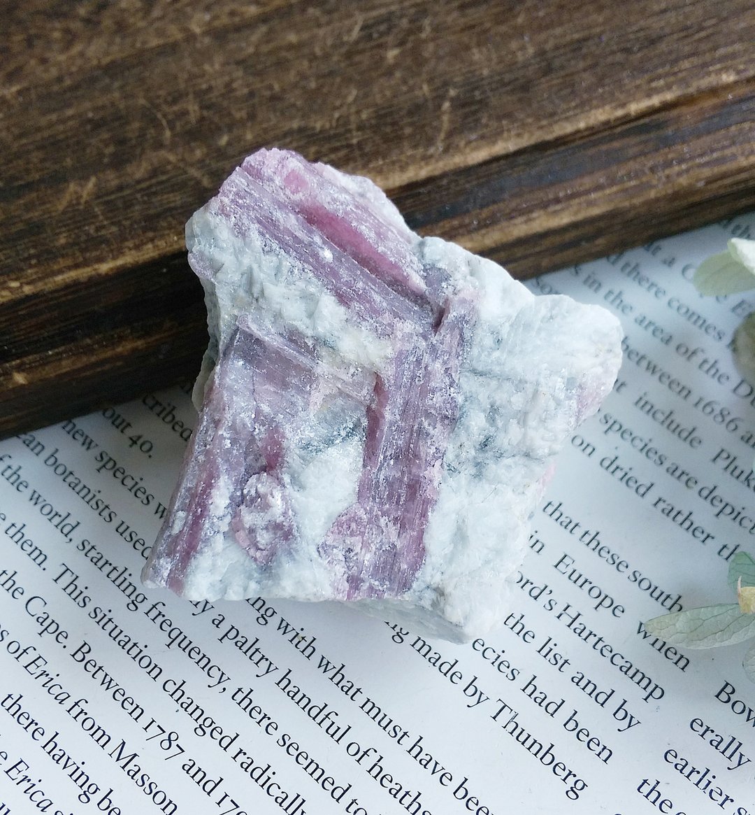 Tourmaline  巴西产地 电气石 粉碧玺 天然矿石 原矿 - 摆饰 - 其他材质 