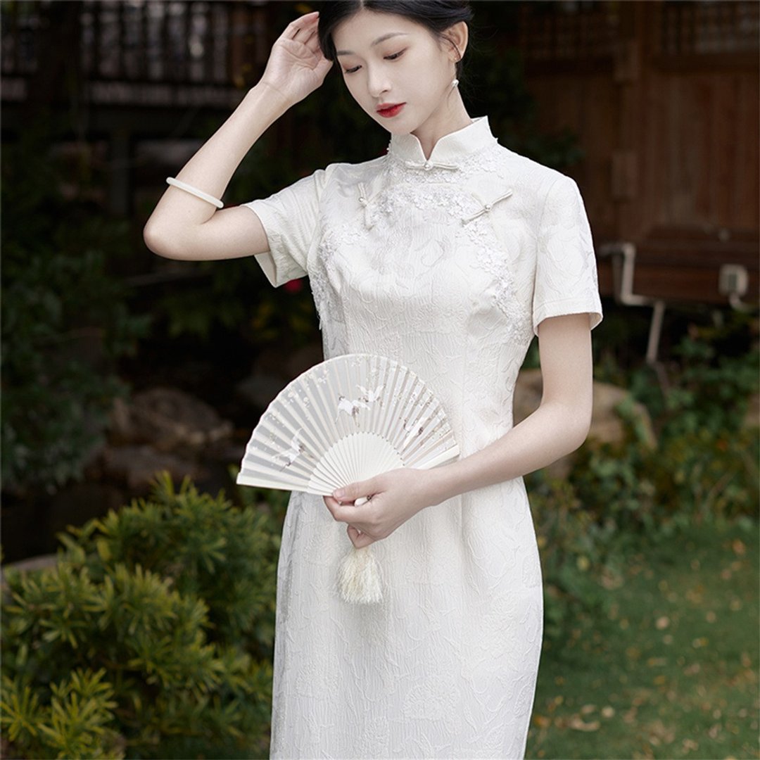 皓月 白色短袖改良雙襟旗袍 春夏新款年輕款洋裝 少女連衣裙 - 旗袍 - 聚酯纤维 白色