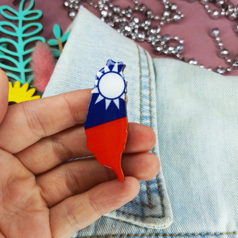 台湾木制胸针 - 胸针 - 木头 白色