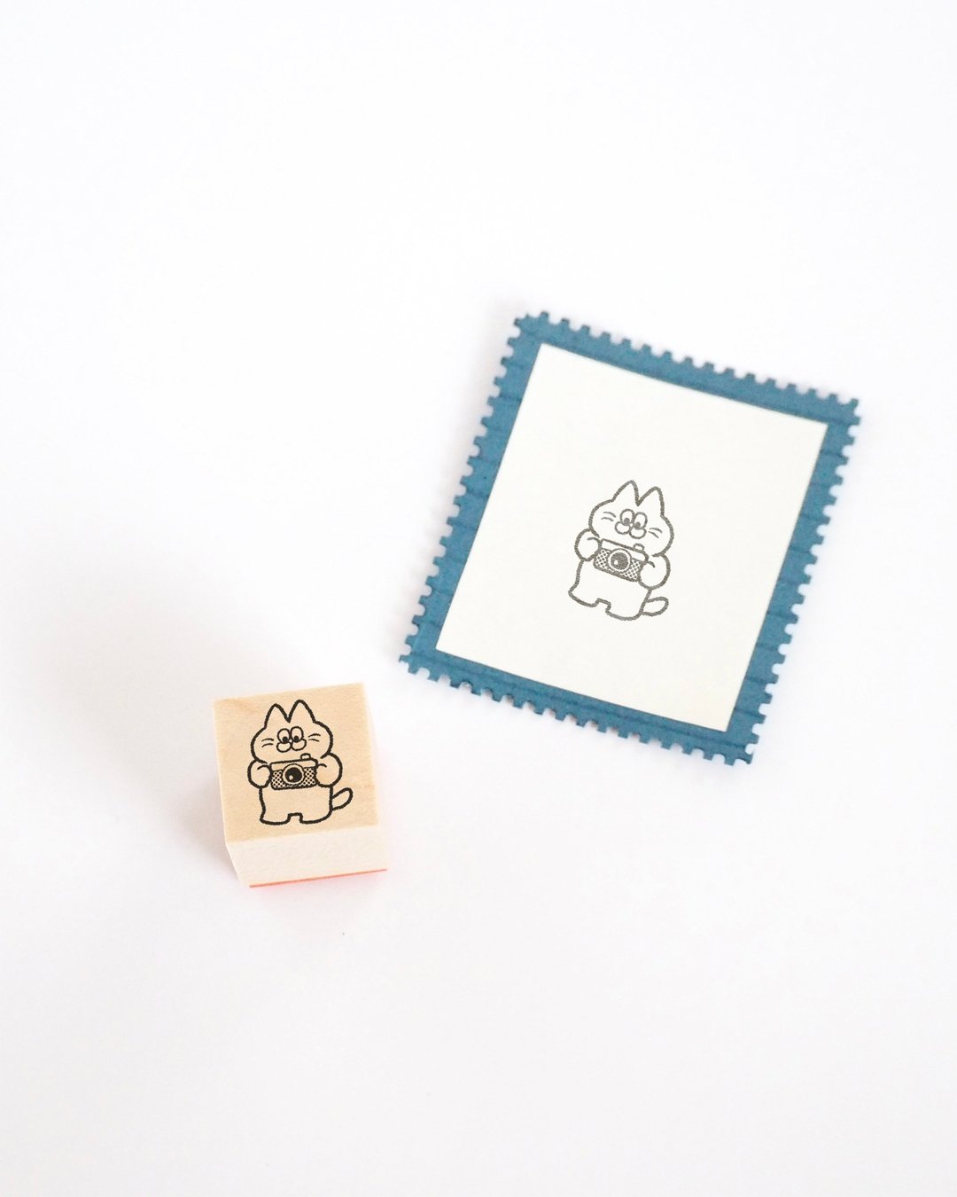 【NyNy】相机【20×20mm】ニィニィ 的橡皮擦印章 - 印章/印台 - 木头 咖啡色