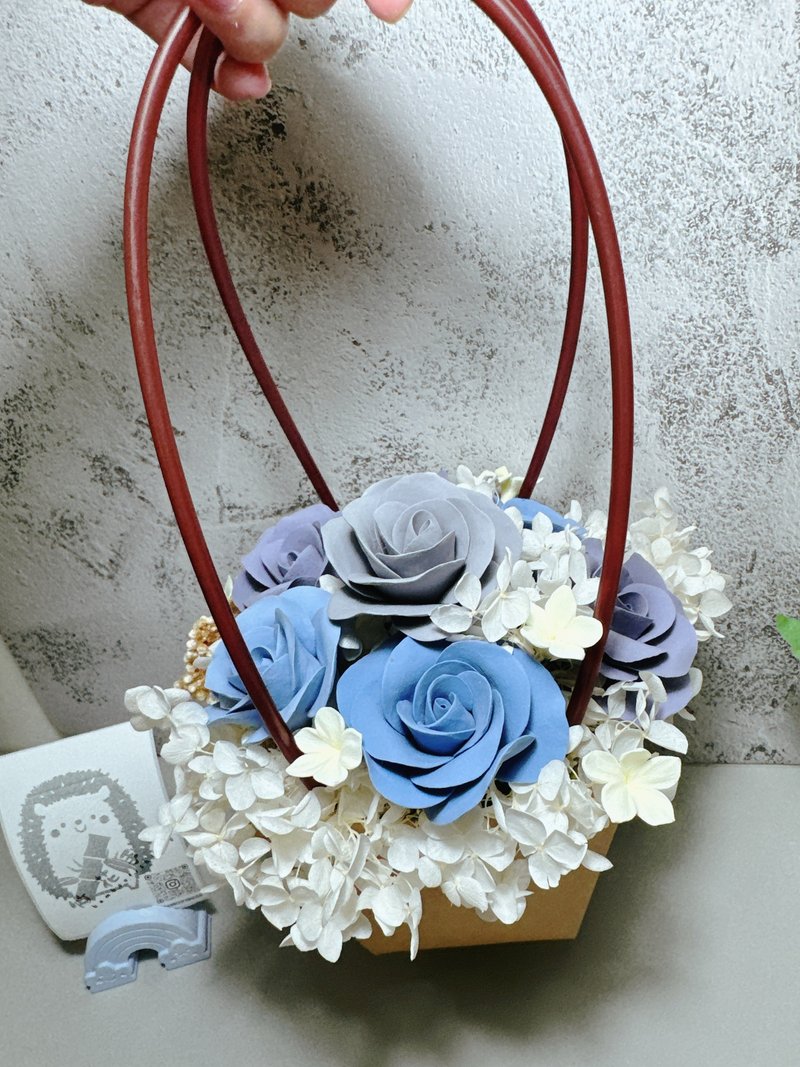 玫瑰绣球手提花盒 - 干燥花/捧花 - 粘土 