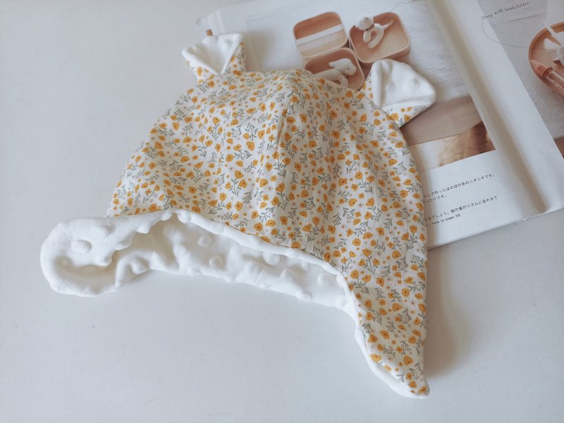 【5日内出货】遮耳熊帽 小碎花 弥月礼物 遮耳帽 婴儿帽 保暖 - 满月礼盒 - 棉．麻 多色