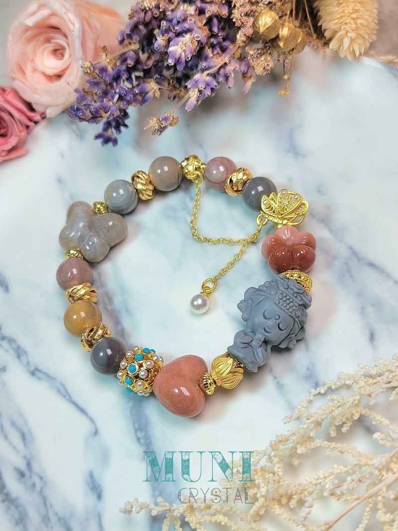 。开运保平安妈祖阿拉善设计款。慈祥阿拉善妈祖珊瑚玉蝴蝶设计款 - 手链/手环 - 水晶 多色