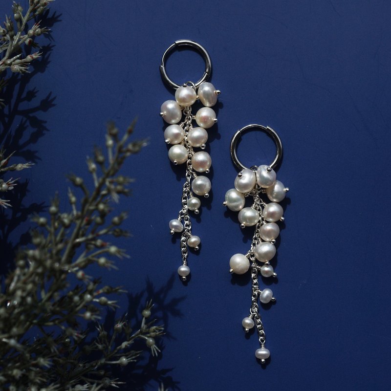 淡水珍珠白藤耳环 医疗级不锈钢 白藤 - 耳环/耳夹 - 宝石 白色