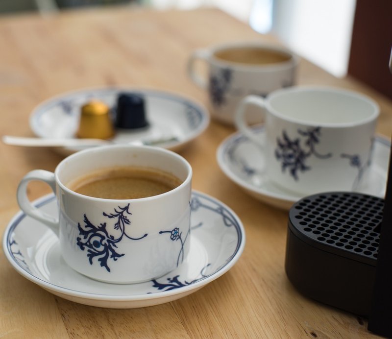 青花骨瓷精巧咖啡杯盘组 - 咖啡杯/马克杯 - 瓷 多色