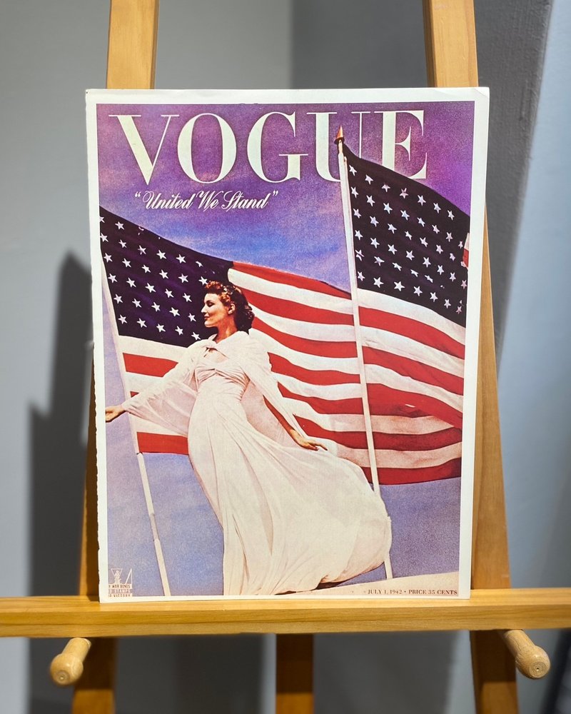1942年VOGUE时尚杂志封面-1900-1970复刻海报精选图集(1978 出版) - 海报/装饰画/版画 - 纸 黑色