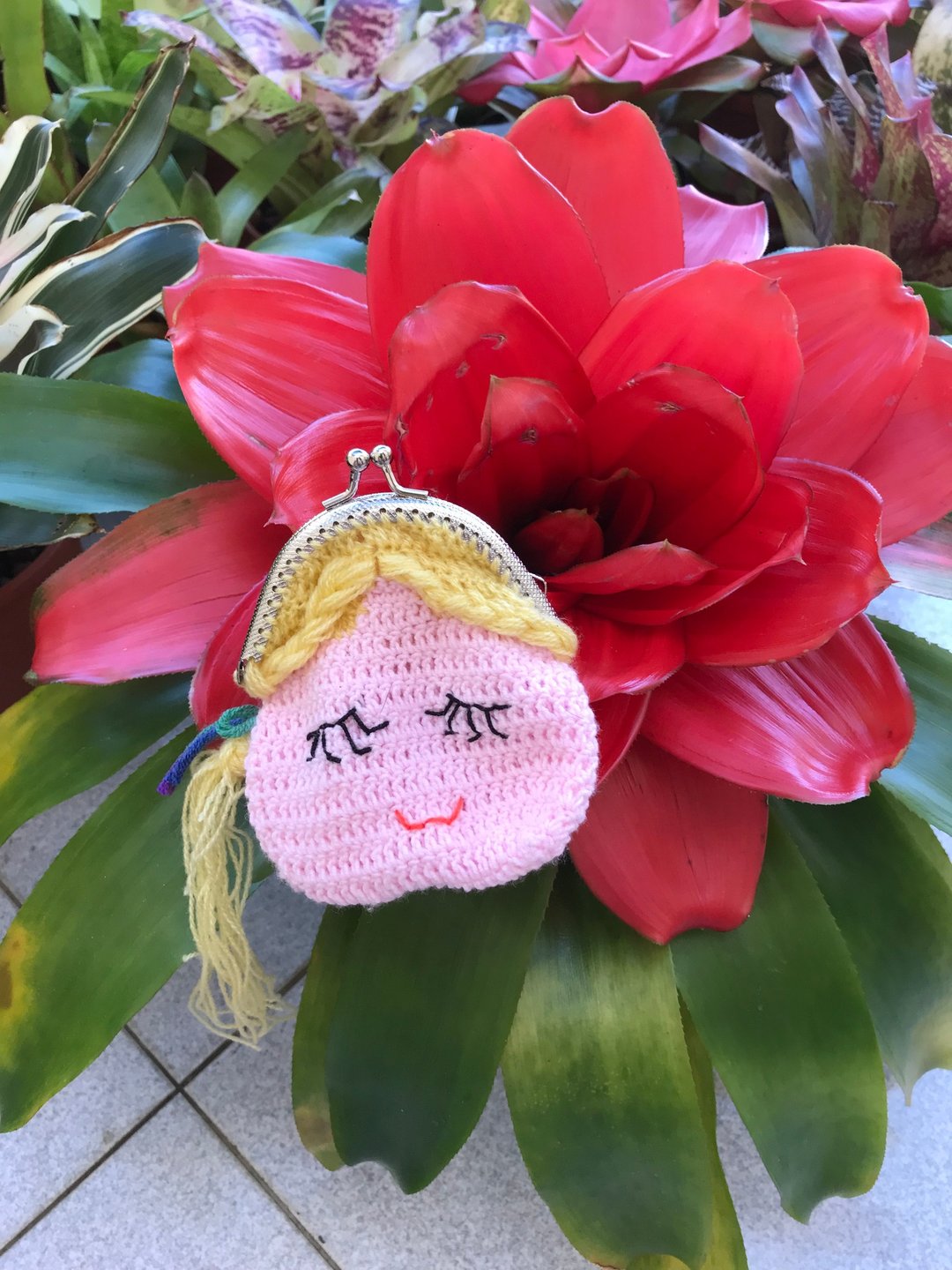 Wednesday 手工编织的口爱金发小公主BlondePrincess 零钱口金包 - 零钱包 - 其他材质 黄色